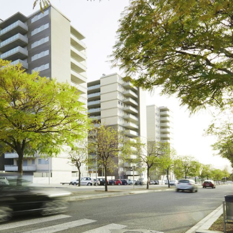 Edificio entorno sostenible